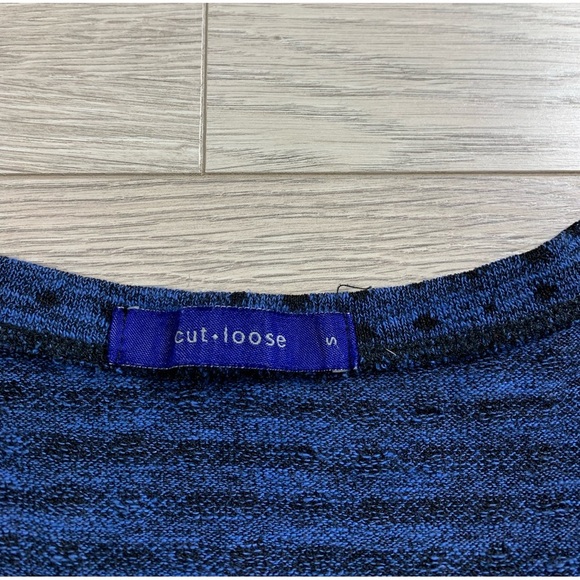 Cut Loose Blue Polka Dot Button-Up Thin Knit Cardigan Top - Picture 4 of 8